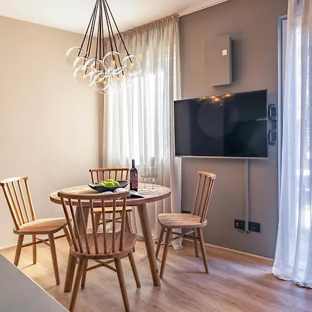 דירה Lores Loft