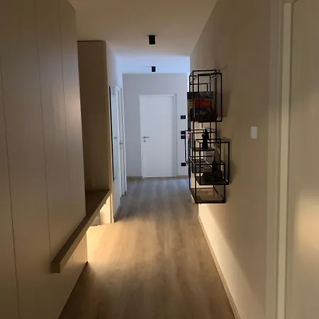 Апартаменти Lores Loft *